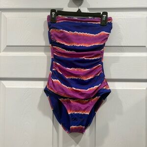 NWT Tommy Bahama Swimsuit Size 4